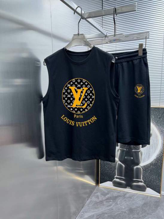 Picture of LV Shirt Pant Suits _SKULVM-3XLkdtn12623310